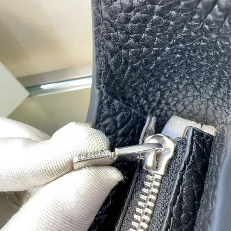 Bv*b*rry top handle bags 4237f-0266