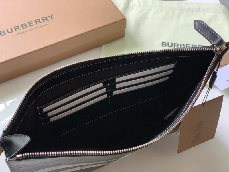 Bv*b*rry wallets 4237f-0292