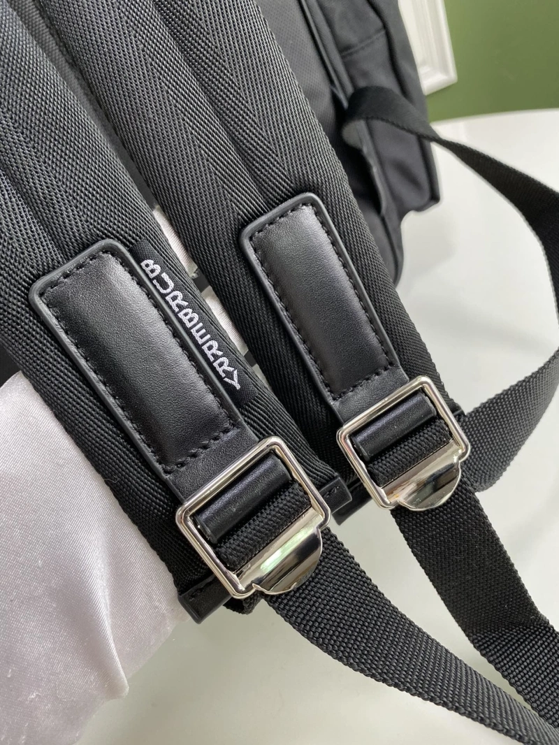 Bv*b*rry backpacks 4237f-0349