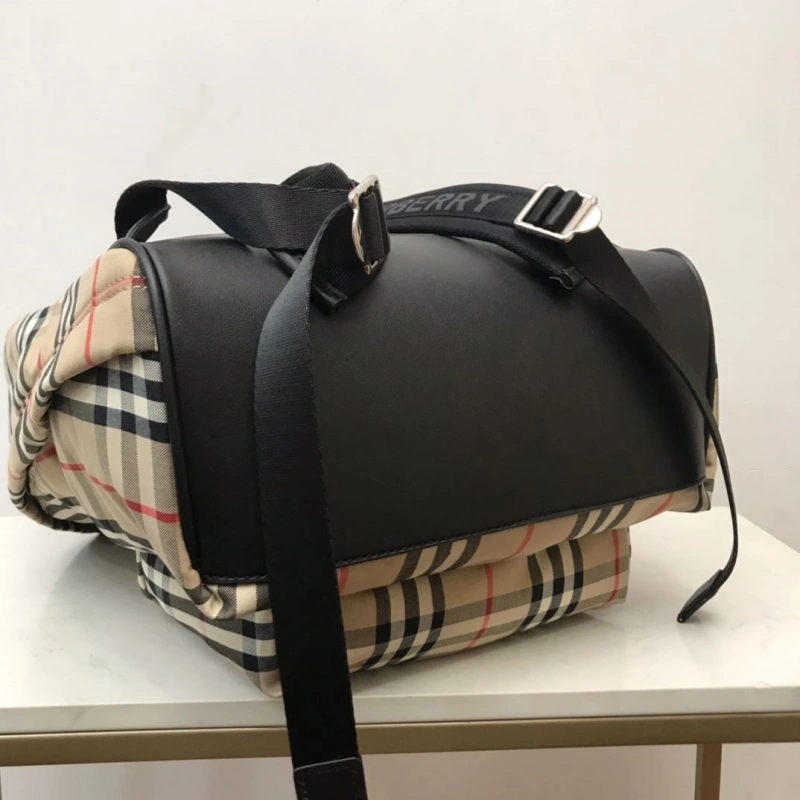 Bv*b*rry backpacks 4237f-0407