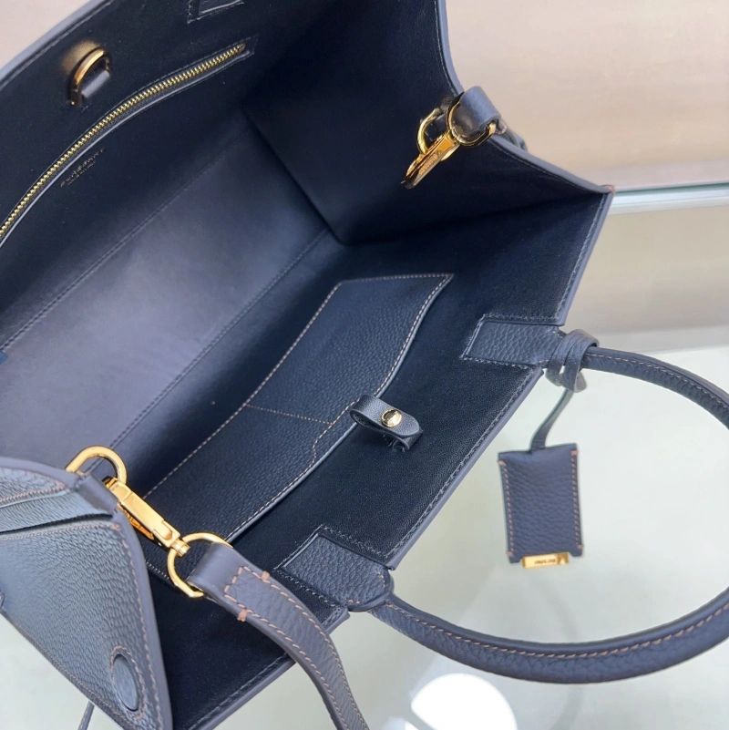 Bv*b*rry top handle bags 4237f-0431