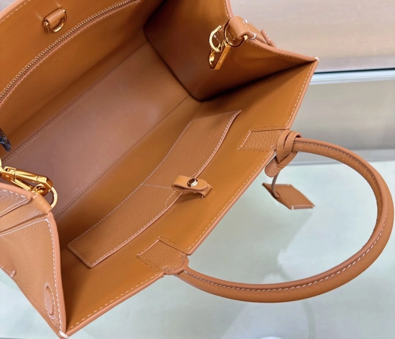 Bv*b*rry top handle bags 4237f-0432