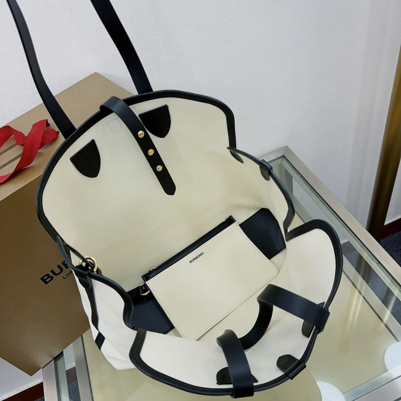 Bv*b*rry shopping bags 4237f-0461