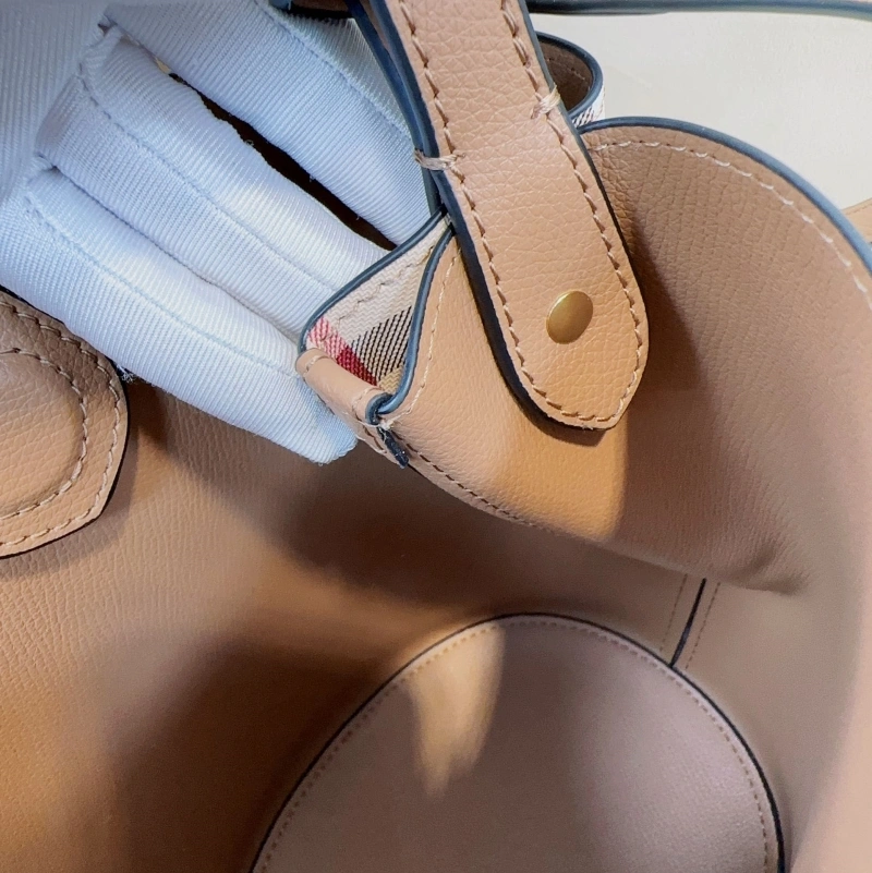 Bv*b*rry bucket bags 4237f-0525