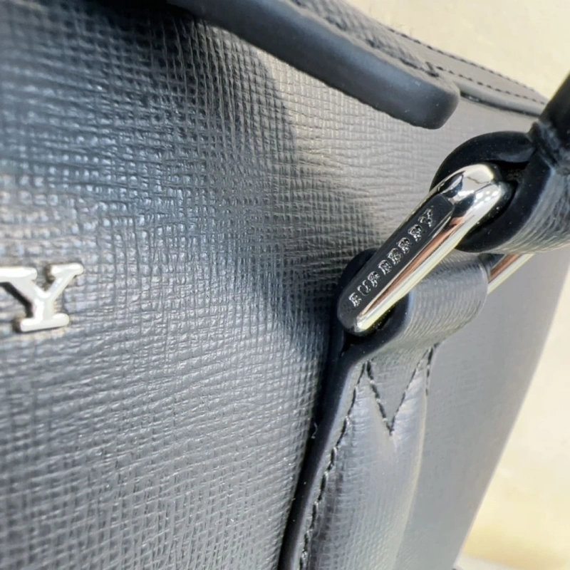 mens Bv*b*rry briefcases 4237f-0538