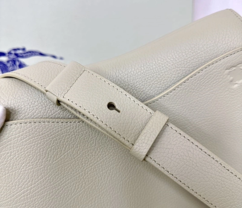 Bv*b*rry satchel bags 4237h-0019