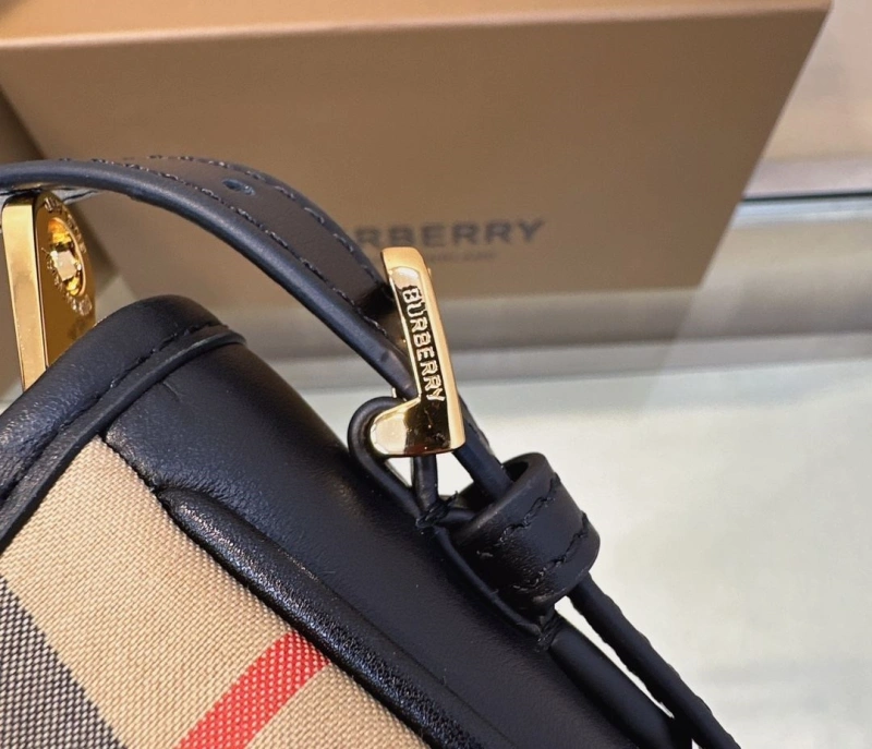Bv*b*rry top handle bags 4237h-0126