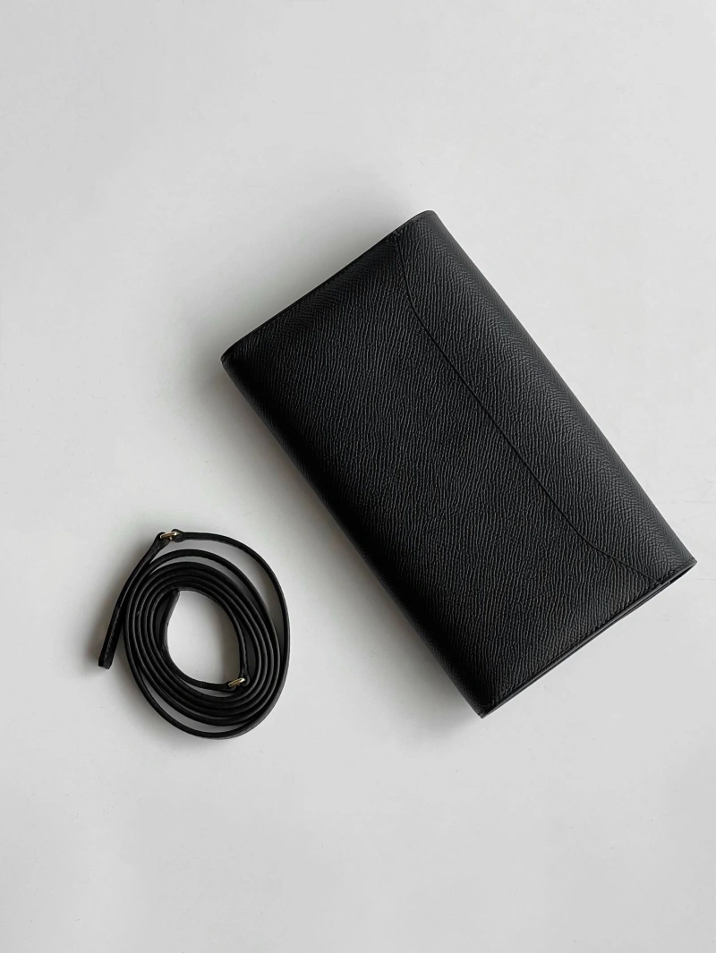 H**me5 wallets 4248c-0083