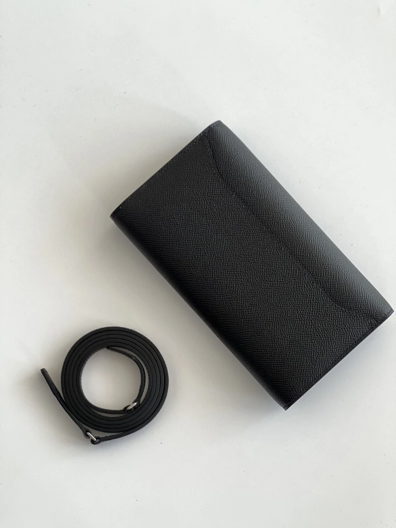 H**me5 wallets 4248c-0084
