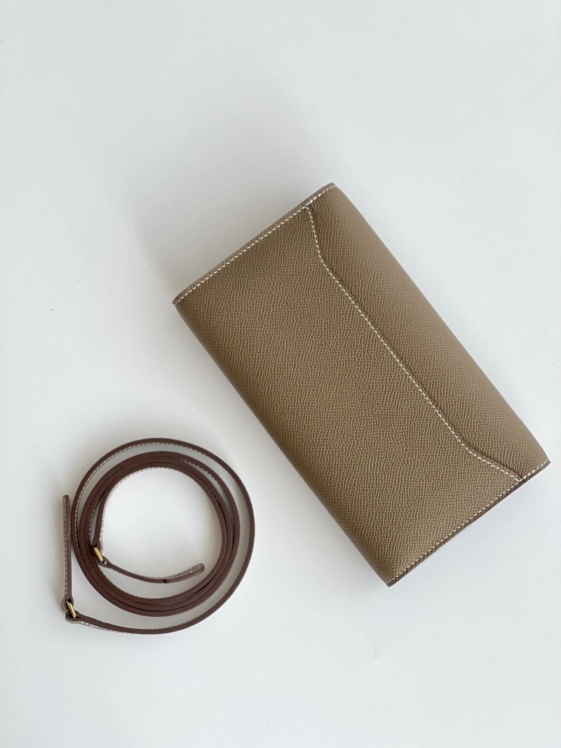 H**me5 wallets 4248c-0085