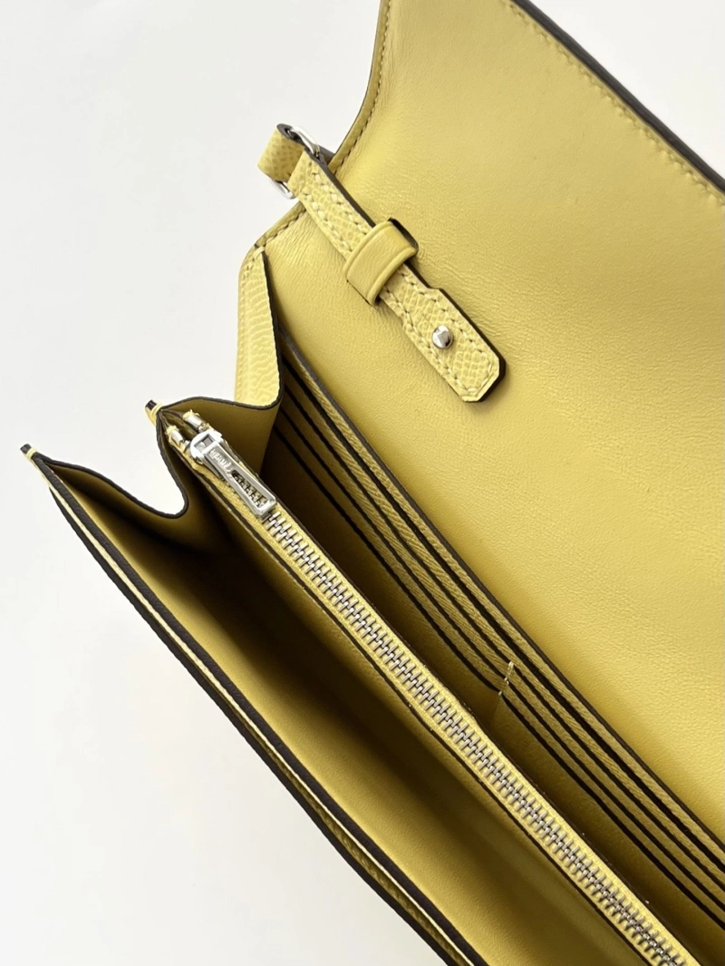 H**me5 wallets 4248c-0094
