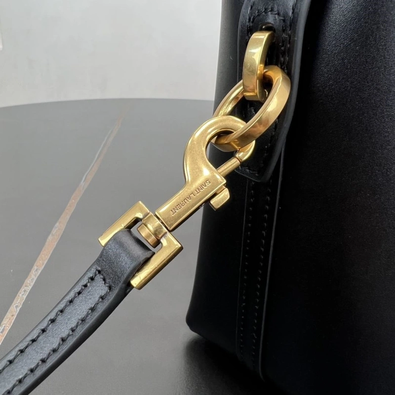 Y51 bucket bags 4250a-0002