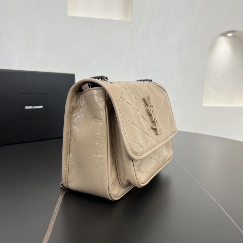 Y51 top handle bags 4250a-0013