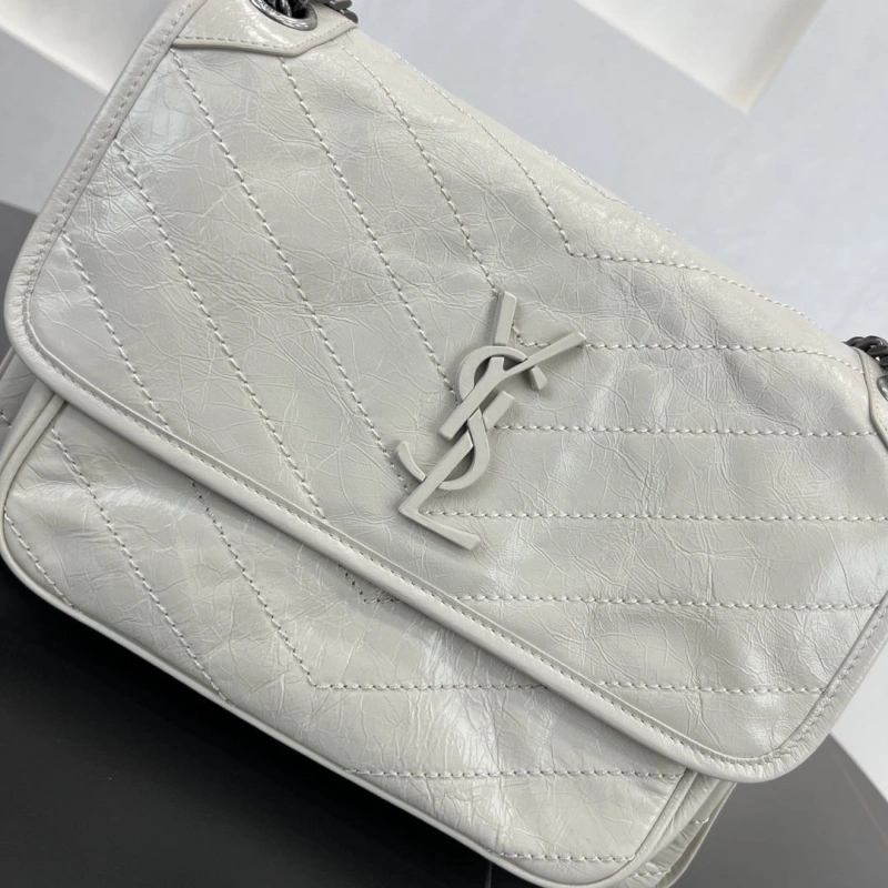 Y51 top handle bags 4250a-0015