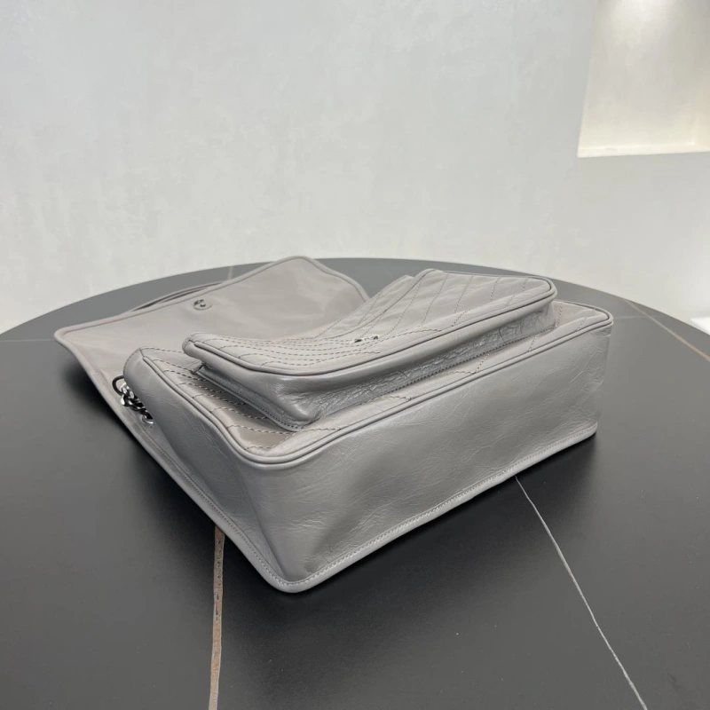 Y51 top handle bags 4250b-0031