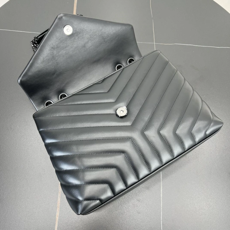 Y51 clutch bags 4250h-0004