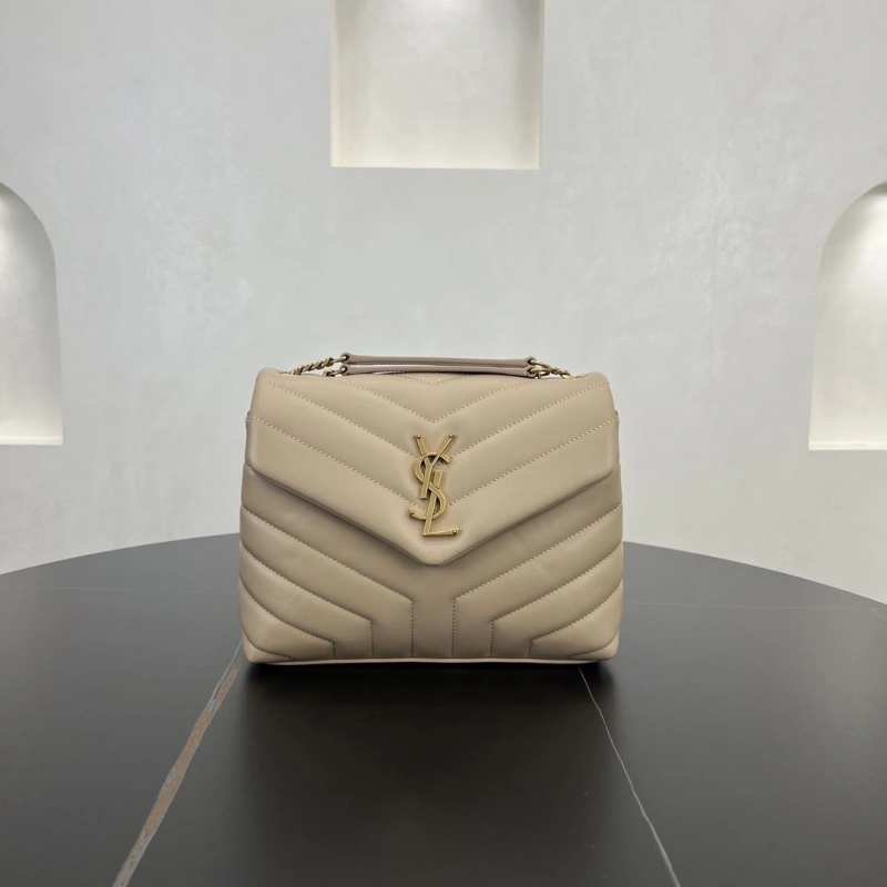 Y51 clutch bags 4250h-0101