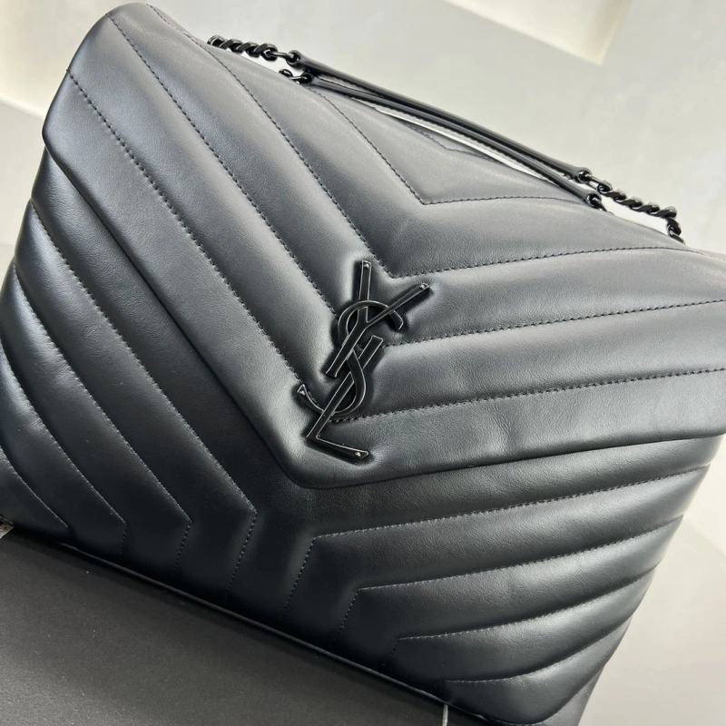 Y51 clutch bags 4250h-0200