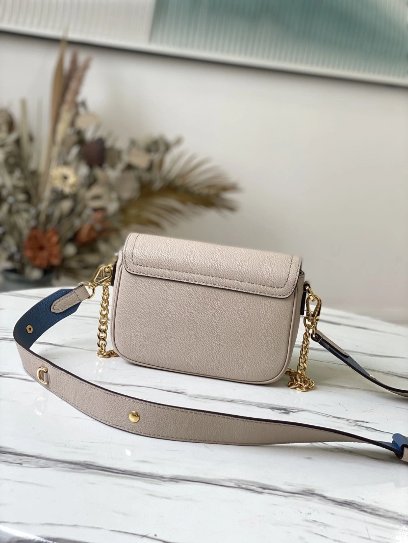 lv twist De*1m bags 4286a-0010