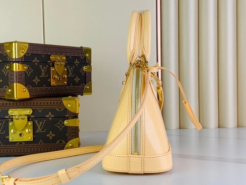 LV Top Handle Bags 4286A-0082