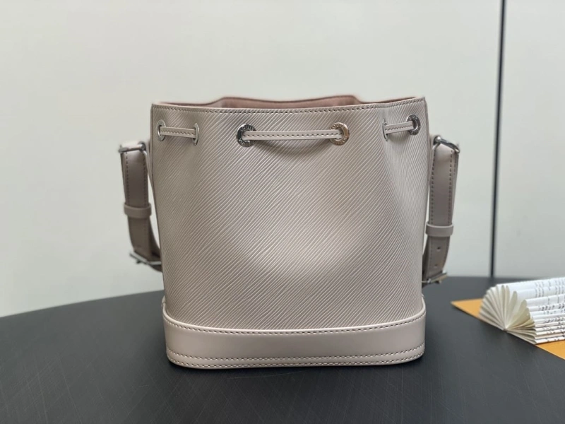 LV Bucket Bags 4286A-0174