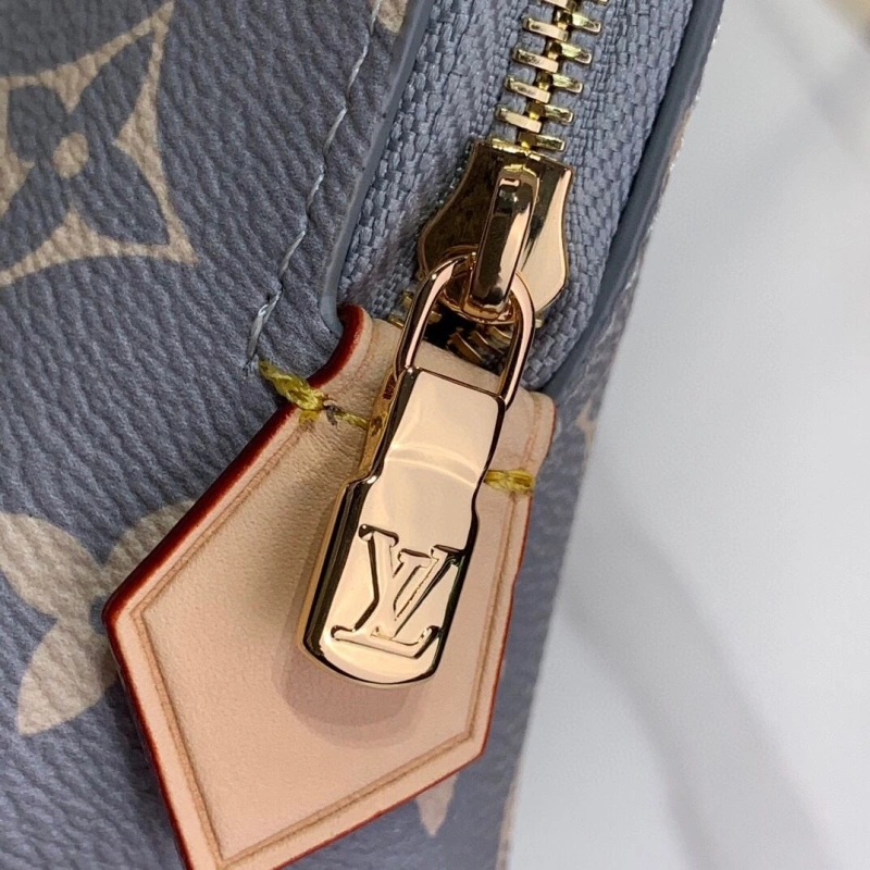 LV Cosmetic Bags 4286A-0211