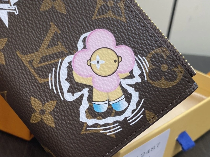 LV Wallets 4286A-0280