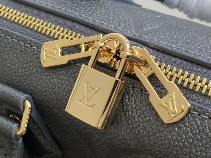 LV Speedy Bags 4286A-0322