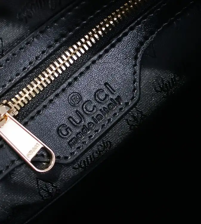 Gvc*1 satchel bags 4288-0058