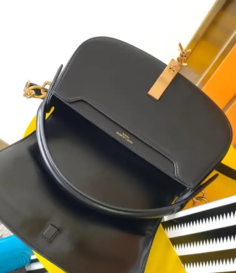 Gvc*1 top handle bags 4334b-0015