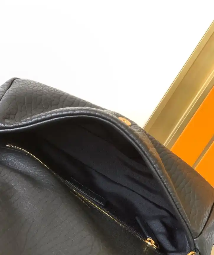 Gvc*1 satchel bags 4334b-0018