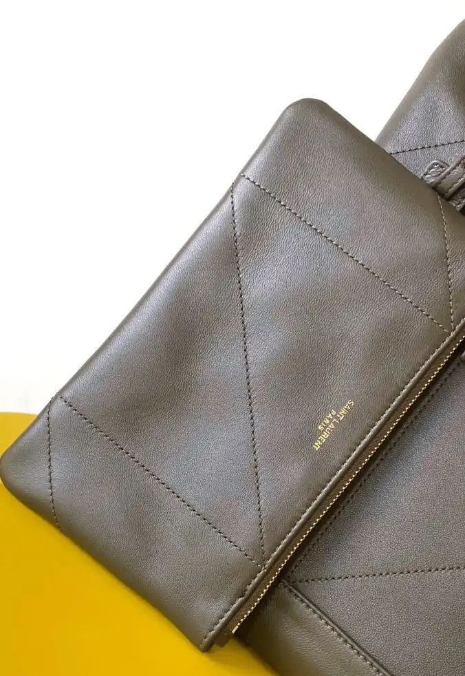 Gvc*1 top handle bags 4334b-0026