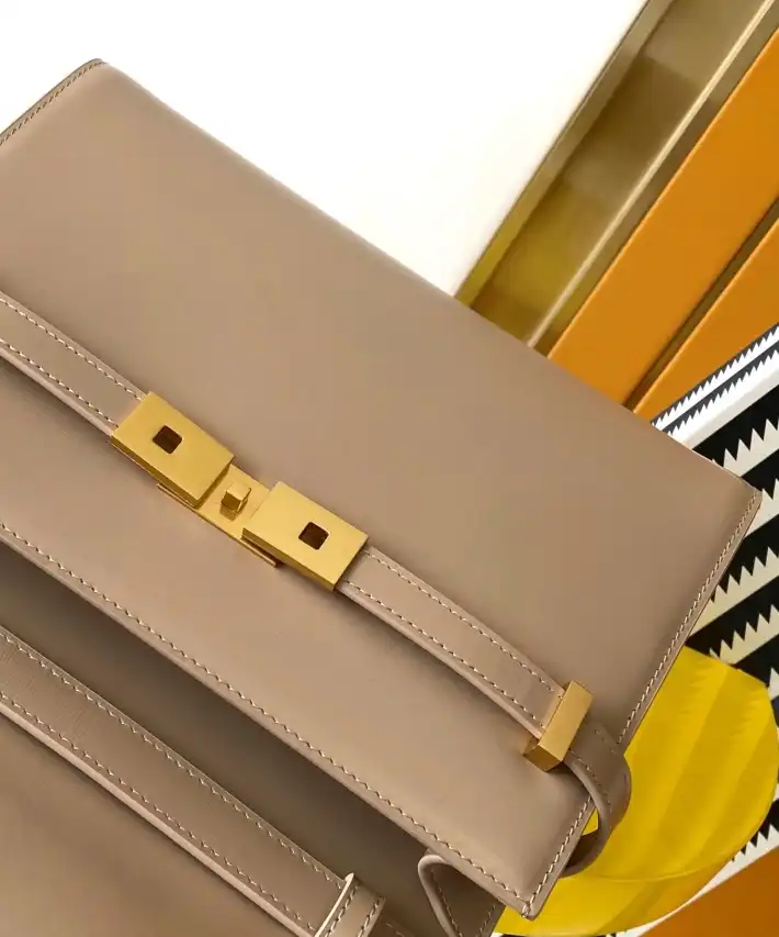Gvc*1 satchel bags 4334b-0068