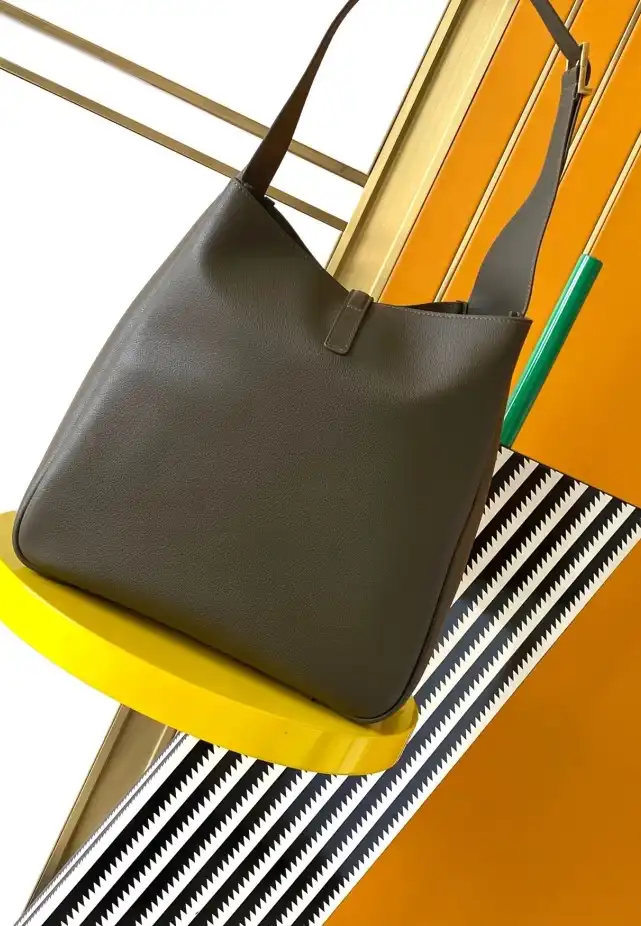 Gvc*1 top handle bags 4334b-0079