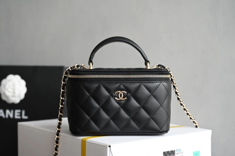 Ch**el cosmetic bags 4345a-0127