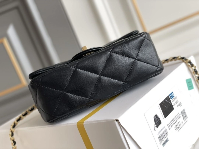 Ch**el cf series bags 4345d-0037