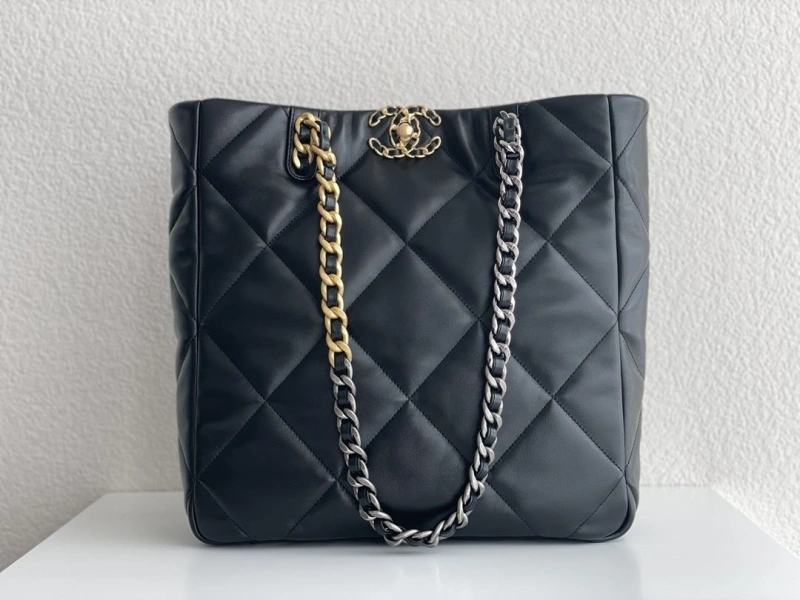 Ch**el shopping bags 4345d-0078