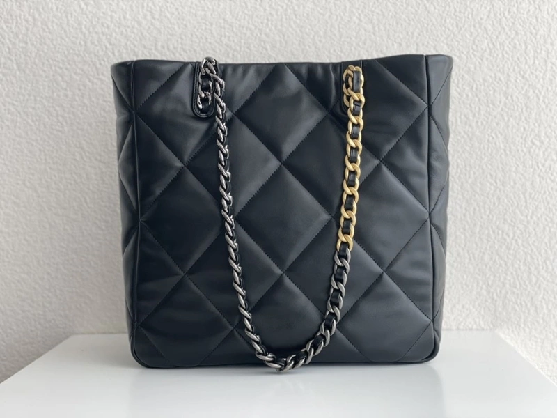 Ch**el shopping bags 4345d-0078