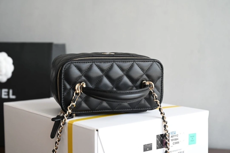 Ch**el cosmetic bags 4345d-0127