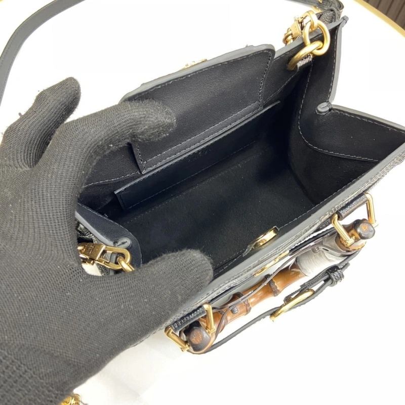 Gvc*1 top handle bags 4360c-0045