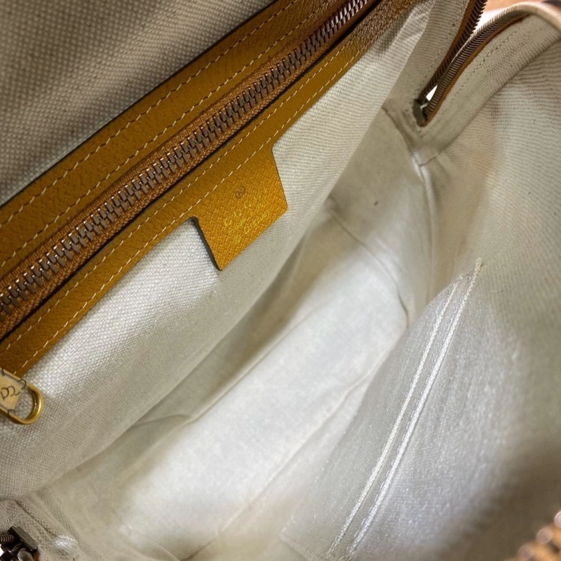 Gvc*1 backpacks 4360c-0127