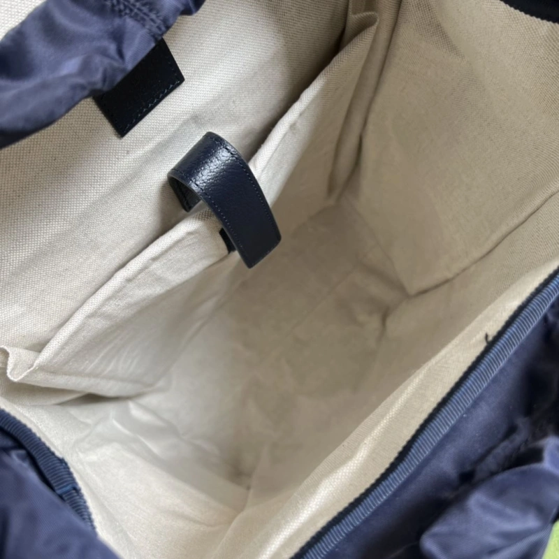 Gvc*1 backpacks 4360c-0171