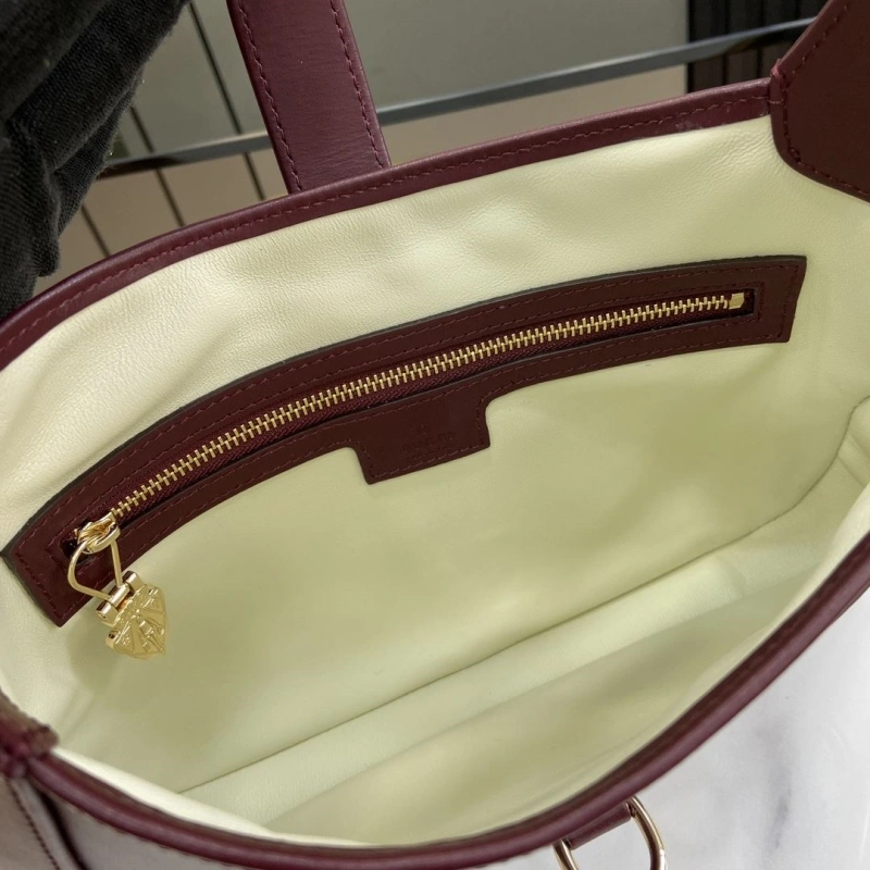 Gvc*1 top handle bags 4360c-0244