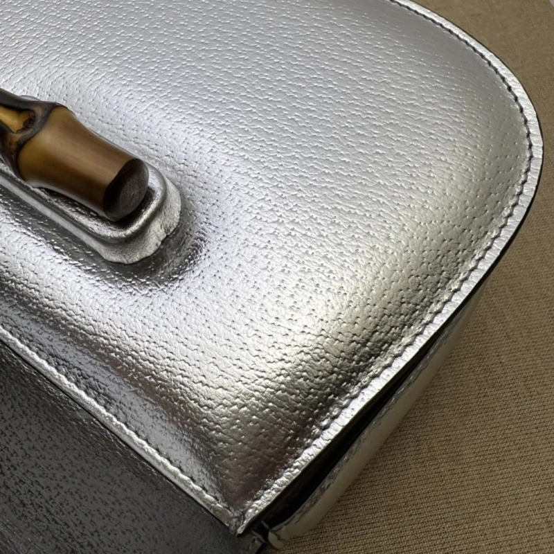 Gvc*1 top handle bags 4360c-0252