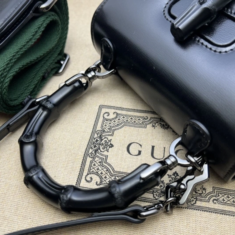 Gvc*1 top handle bags 4360c-0254