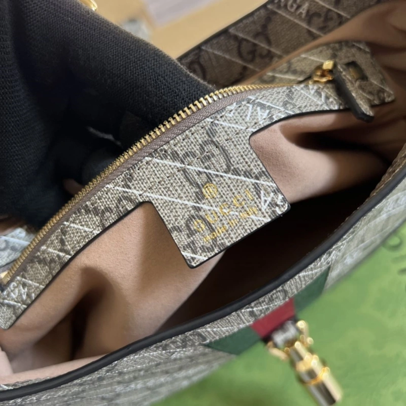 Gvc*1 top handle bags 4360c-0364