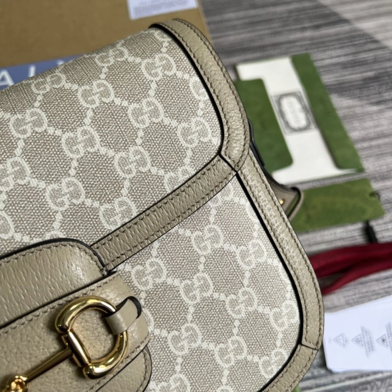 Gvc*1 top handle bags 4360c-0399