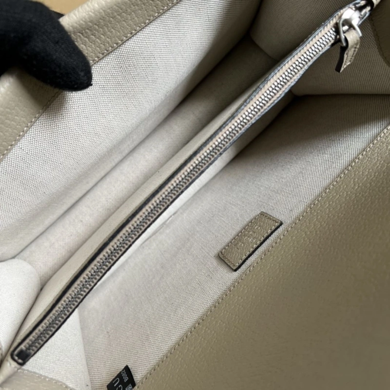 Gvc*1 top handle bags 4360c-0495