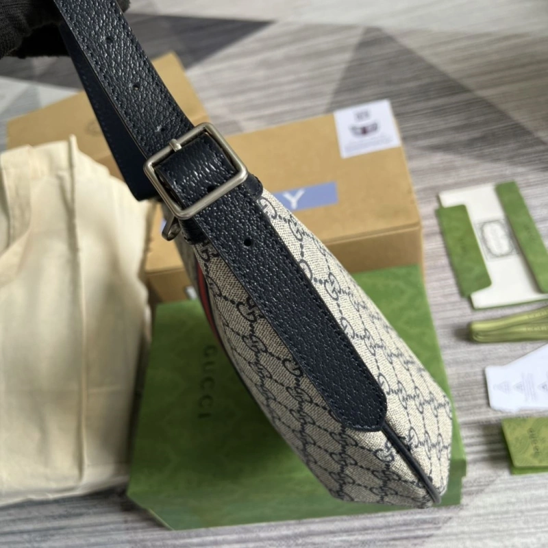 Gvc*1 top handle bags 4360c-0562