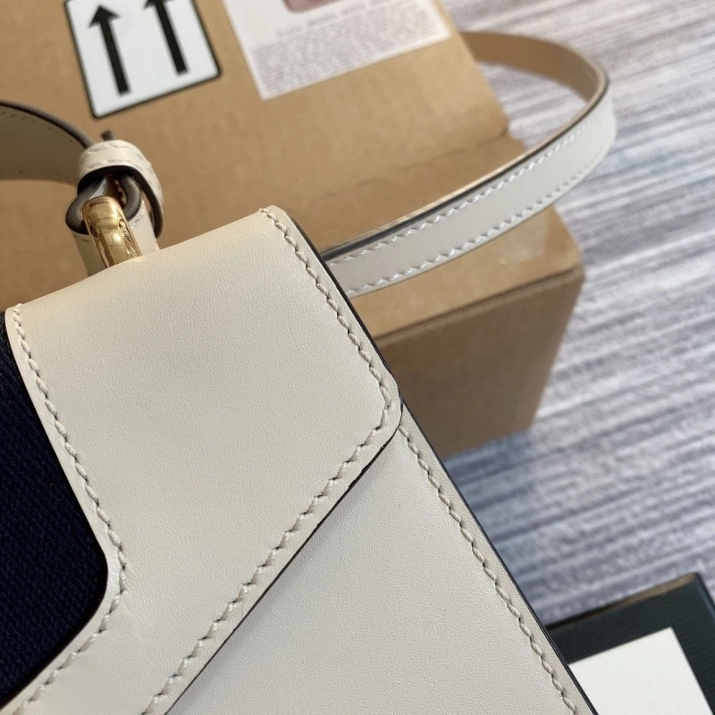 Gvc*1 top handle bags 4360c-0573